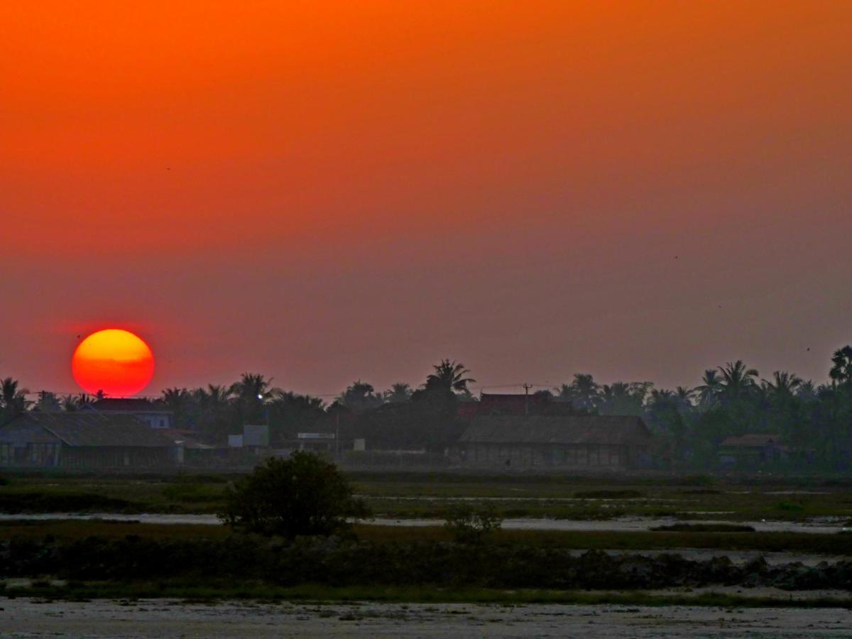 Salt Field Glamping Ξενοδοχείο Kampot Εξωτερικό φωτογραφία